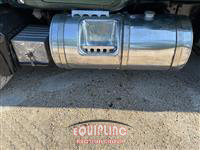 2000 Mack RD688
