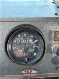 2000 Mack RD688