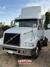 2014 VOLVO TRUCK VNM