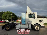 2014 VOLVO TRUCK VNM