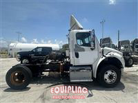 2016 Freightliner M2