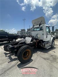 2016 Freightliner M2