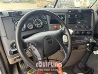2014 Freightliner CASCADIA