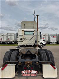 2013 VOLVO TRUCK VNL