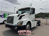 2013 VOLVO TRUCK VNL