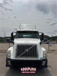 2013 VOLVO TRUCK VNL