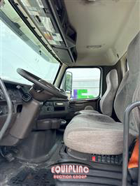 2013 VOLVO TRUCK VNL