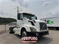 2013 VOLVO TRUCK VNL