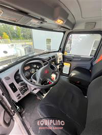 2020 Peterbilt 337 Box Truck