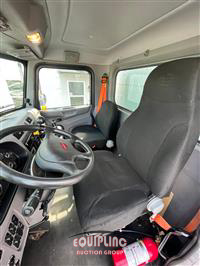 2020 Peterbilt 337 Box Truck