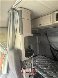2018 Freightliner CASCADIA