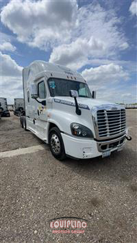 2017 Freightliner CASCADIA 126