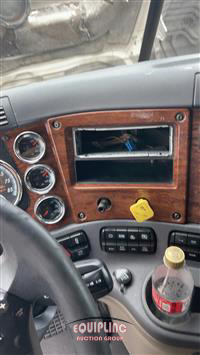 2017 Freightliner Cascadia 125