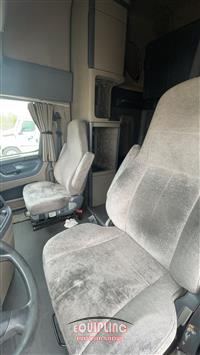 2017 Freightliner Cascadia 125