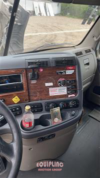 2017 Freightliner Cascadia 125