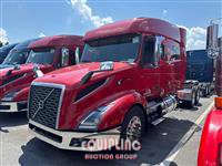 2020 VOLVO TRUCK VNL