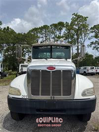 2010 Peterbilt 337