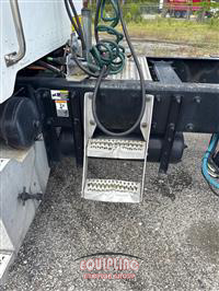 2010 Peterbilt 337