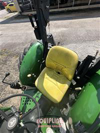 2011 John Deere 5205