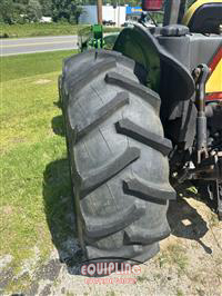 2011 John Deere 5205