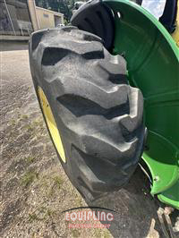 2011 John Deere 5205