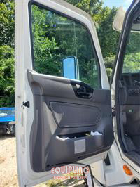 2018 International LT625