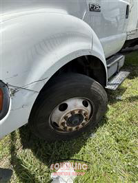 2013 Ford F750