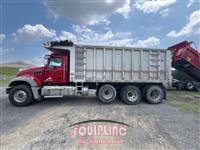 2016 Mack GRANITE GU713