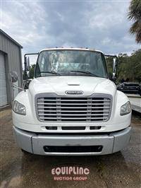 2015 Freightliner M2