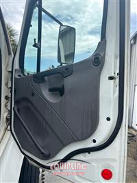 2015 Freightliner M2