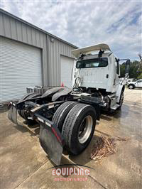 2014 Freightliner M2