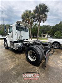 2014 Freightliner M2