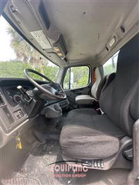 2014 Freightliner M2