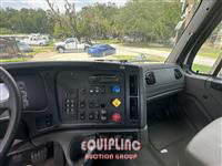 2014 Freightliner M2