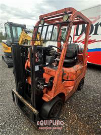 2001 TOYOTA 7FCGU25