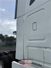 2016 Freightliner CASCADIA