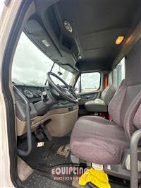 2016 Freightliner CASCADIA