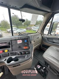 2016 Freightliner CASCADIA