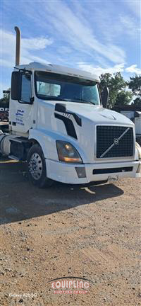 2015 Volvo VNL