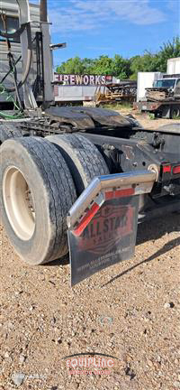 2015 Volvo VNL