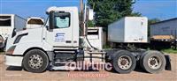 2015 Volvo VNL