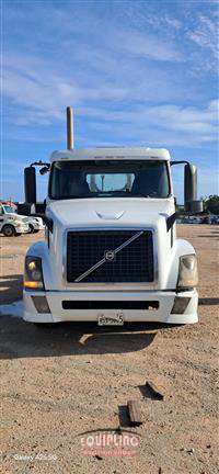 2015 Volvo VNL