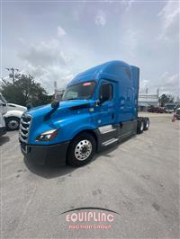 2020 Freightliner CASCADIA