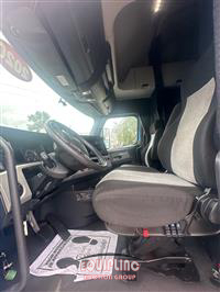 2020 Freightliner CASCADIA