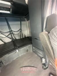 2020 Freightliner CASCADIA