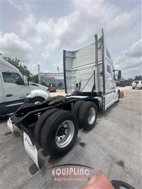 2020 VOLVO TRUCK VNL