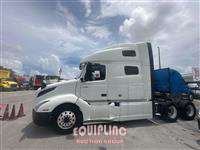 2020 VOLVO TRUCK VNL