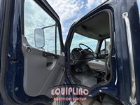 2011 Freightliner M2
