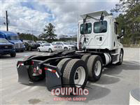 2015 Freightliner CASCADIA DAY CAB