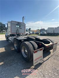 2018 VOLVO TRUCK VNL